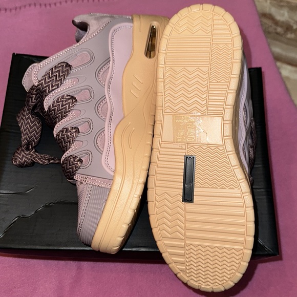 Women’s or girls sneakers very comfortable platform style purple color - Picture 2 of 4